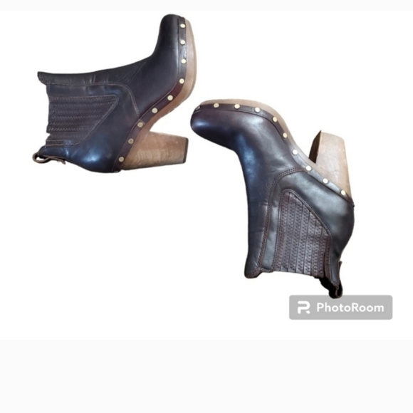 UGG Leather Chocolate Brown Chunky High Platform Boot 9 - Picture 3 of 11